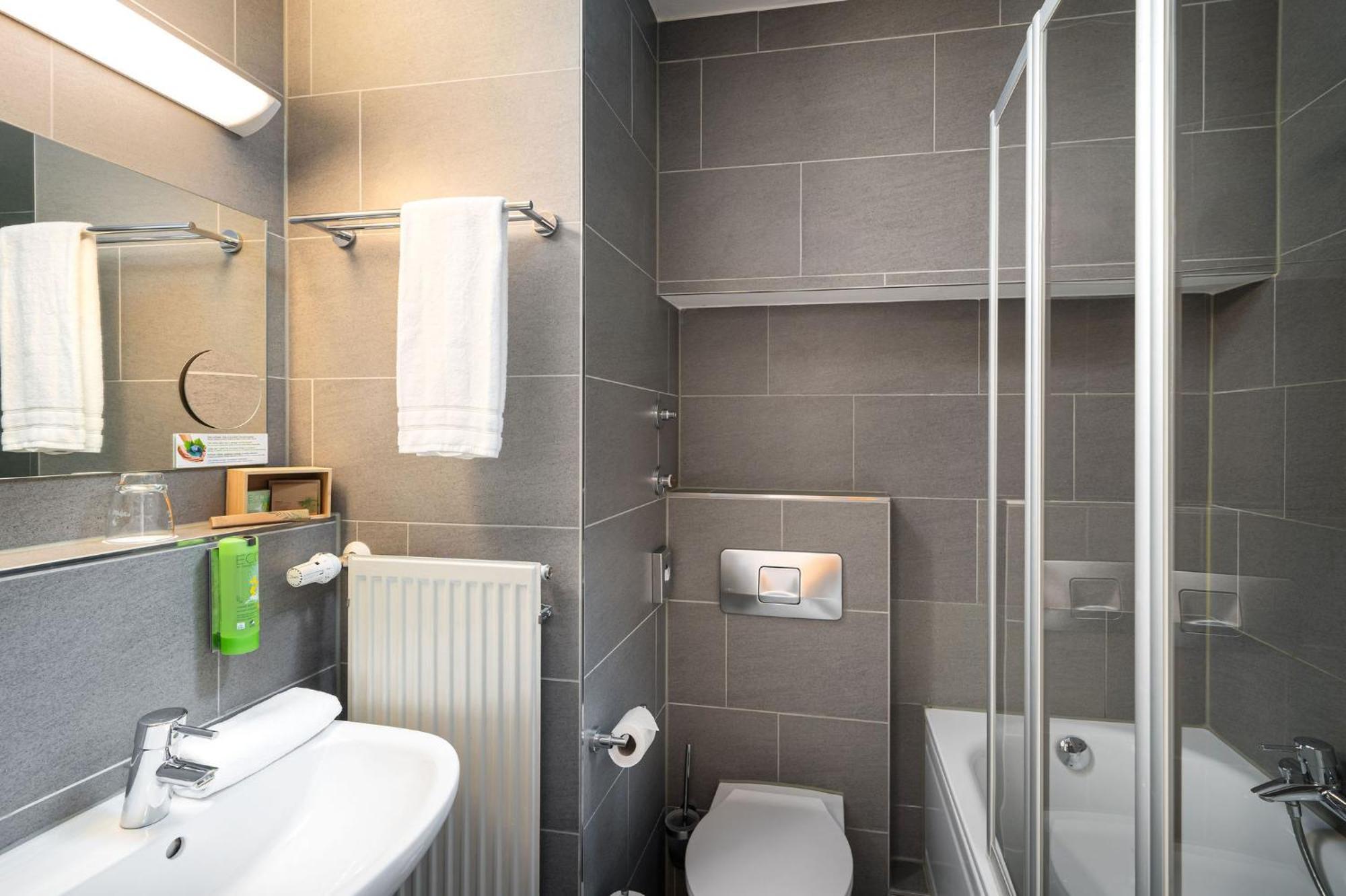 Mainhaus Stadthotel Frankfurt Франкфурт-на-Майні Екстер'єр фото