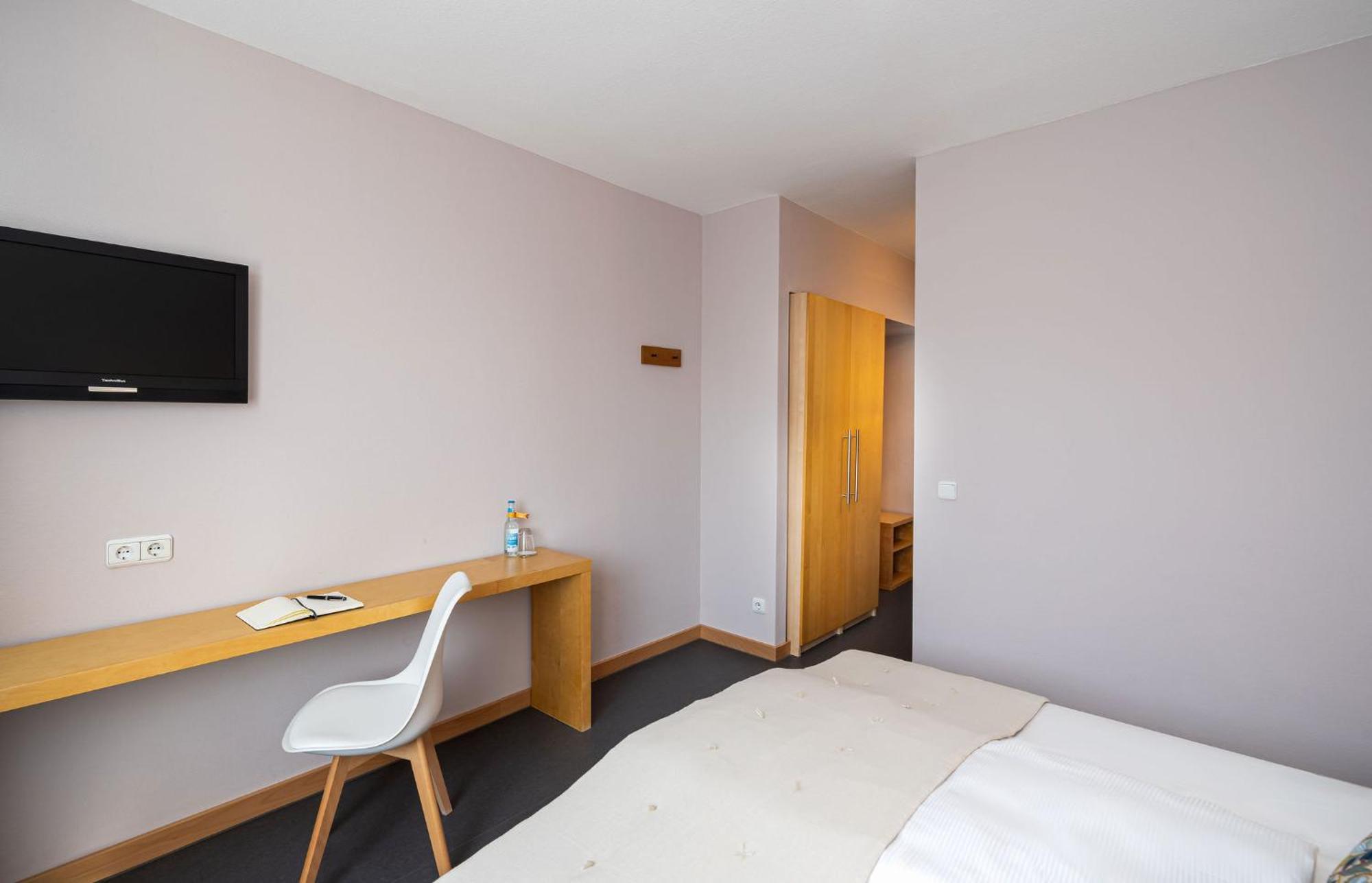 Mainhaus Stadthotel Frankfurt Франкфурт-на-Майні Екстер'єр фото